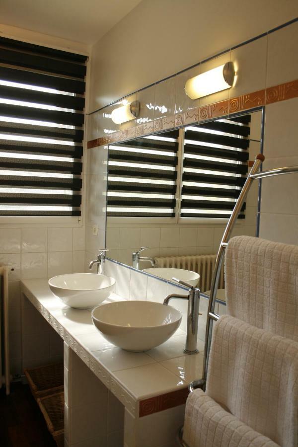 Une Chambre A Neuilly Guest House Dış mekan fotoğraf